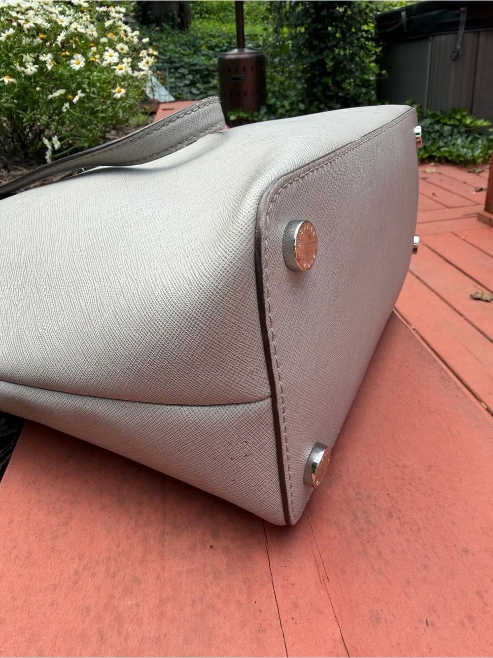 Michael Kors EUC Large Light Gray Saffiano Leather Tote Satchel with Hang Tag
